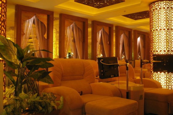 重庆五里店按摩，放松身心一触即达！